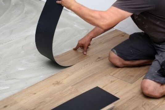vinyl floor installation contractors